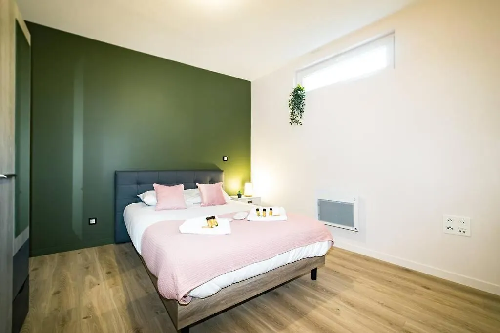 Oasis Urbaine Yourhosthelper Clermont-Ferrand 0*,